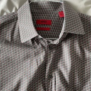 Hugo Boss slim line dress shirt